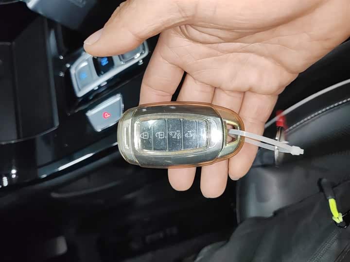 Hyundai Custo 2022 2022款 270TGDi 智爱旗舰版 TOP