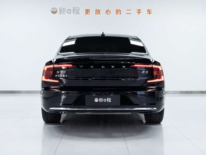 Volvo S90 2025 2025款 B5 智远豪华版