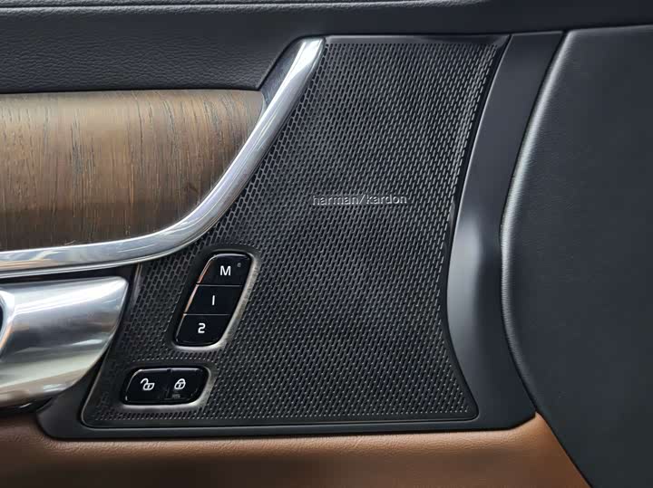 Volvo S90 2025 2025款 B5 智远豪华版