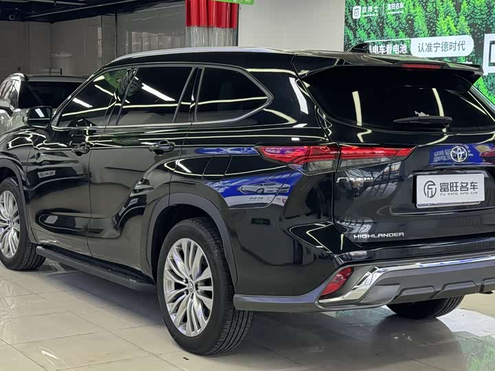 Toyota Highlander 2024 2024款 2.5L智能电混双擎四驱尊贵版 7座