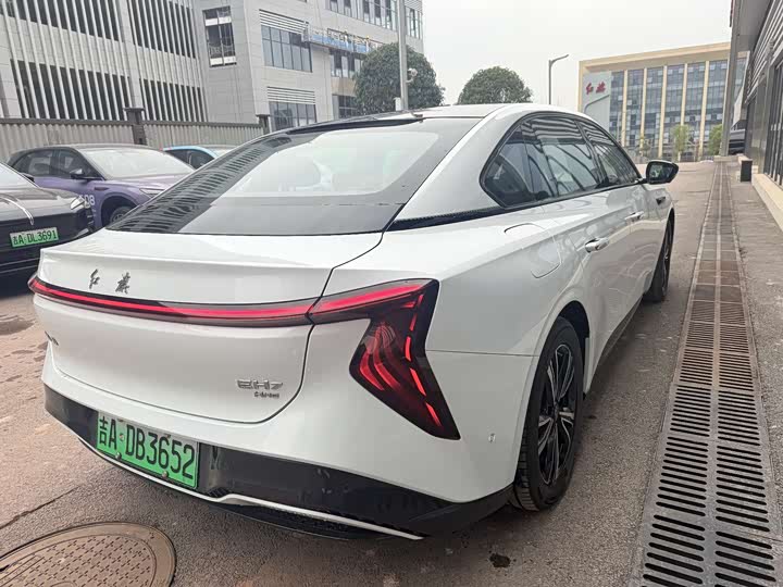 Hongqi EH7 2024 2024款 640 Pro+ 四驱荣耀版