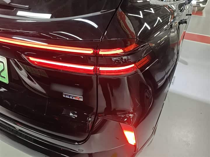 Wey Mocca Hybrid 2024 2024款 Hi4 四驱长续航版