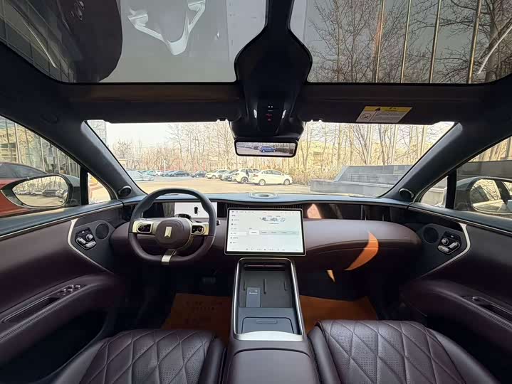 Avatr 11 2024 2024款 730 三激光后驱奢享版