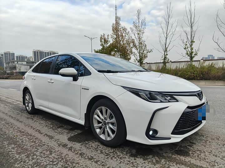 Toyota Corolla 2024 2024款 1.8L 智能电混双擎 先锋版
