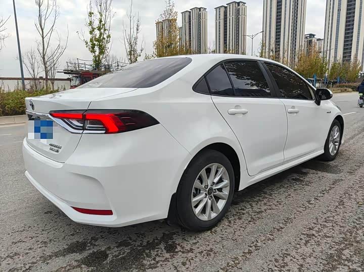 Toyota Corolla 2024 2024款 1.8L 智能电混双擎 先锋版