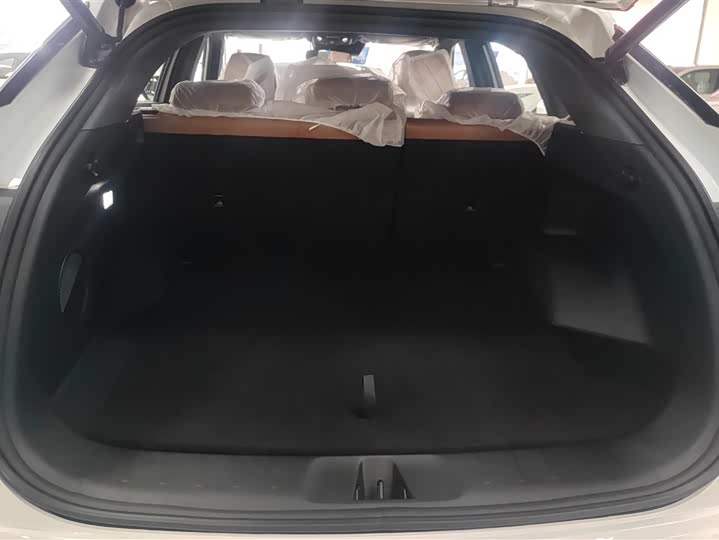 Changan UNI-Z Hybrid 2025 2025款 智慧新蓝鲸 125km 战舰+