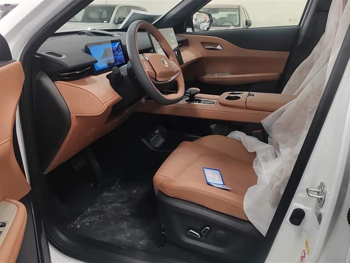 Changan UNI-Z Hybrid 2025 2025款 智慧新蓝鲸 125km 战舰+