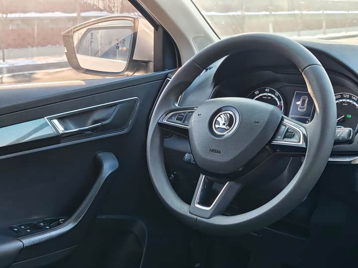 Skoda Karoq 2022 2022款 TSI280 尊享版