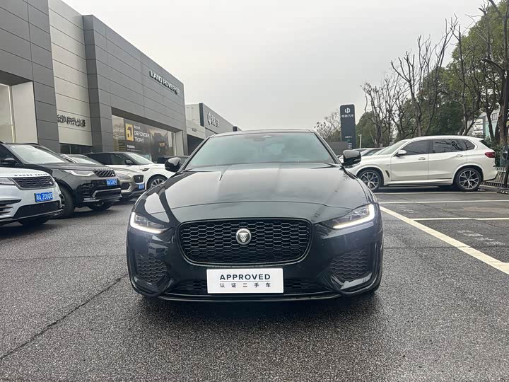 2025 Jaguar XE L