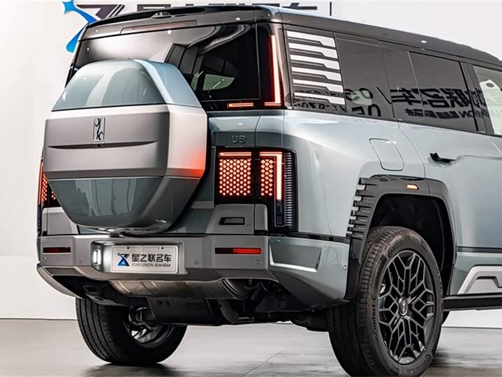 BYD Yangwang U8 2023 2023款 豪华版