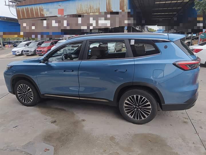Chery Tiggo 8 Plus C-DM 2025 2025款 1.5T 116km 尊贵型 5座