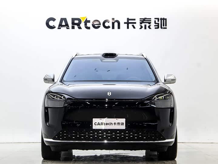 Aito M9 2025 2025款 增程 Ultra版 52kWh 6座版