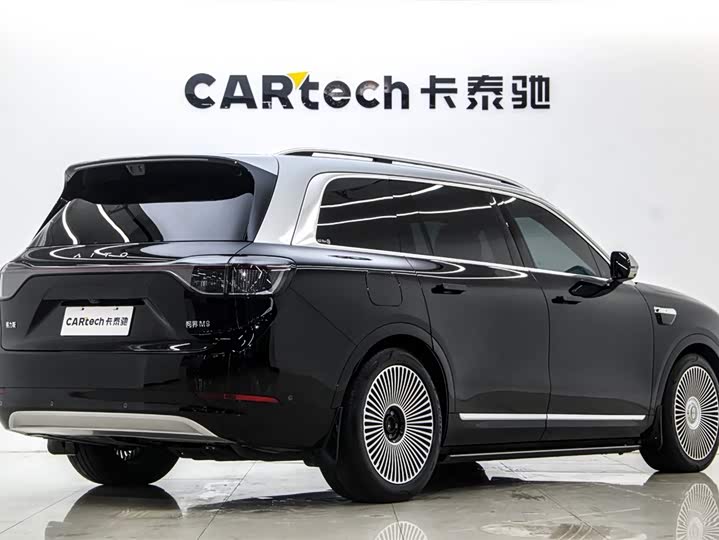 Aito M9 2025 2025款 增程 Ultra版 52kWh 6座版