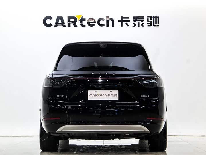 Aito M9 2025 2025款 增程 Ultra版 52kWh 6座版