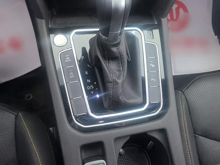 Volkswagen CC 2024 2024款 380TSI 夺目 众享款