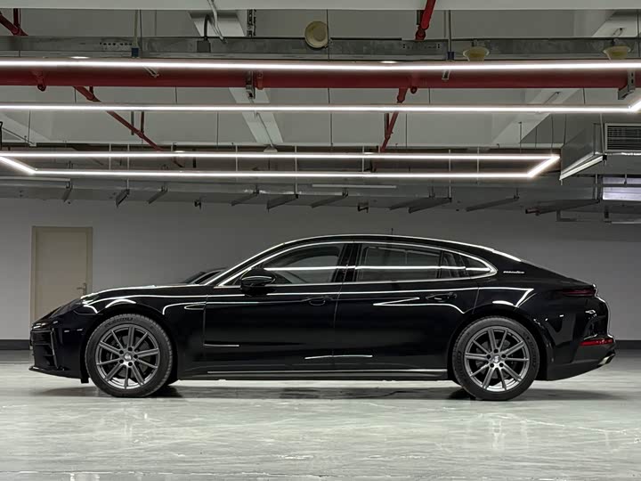 Porsche Panamera 2024 2024款 Panamera 行政加长版 2.9T
