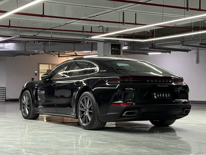 Porsche Panamera 2024 2024款 Panamera 行政加长版 2.9T