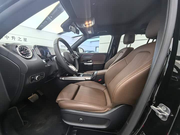 Mercedes-Benz GLB-Class 2025 2025款 GLB 220 动感型