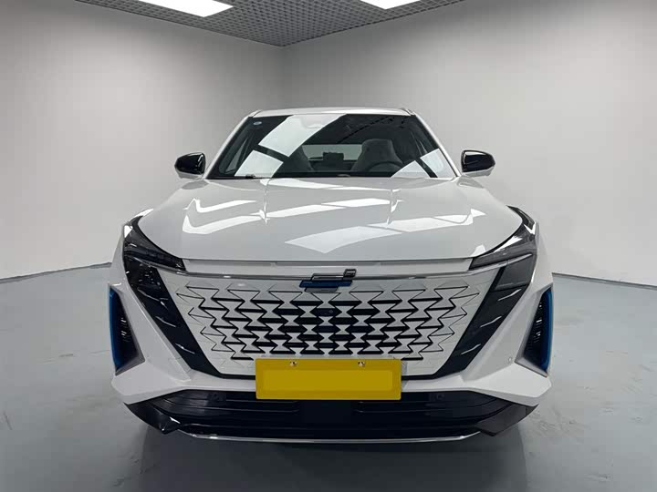 Changan Oshan Z6 Hybrid 2023 2023款 智电iDD 150KM旗舰PLUS智慧泊车版