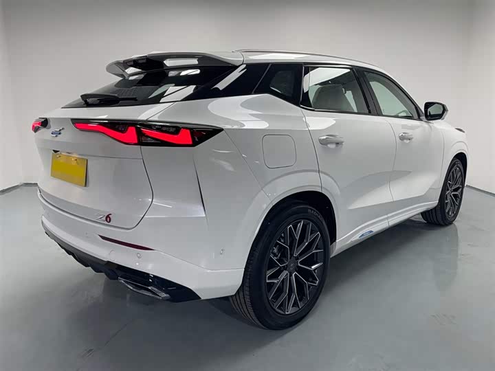 Changan Oshan Z6 Hybrid 2023 2023款 智电iDD 150KM旗舰PLUS智慧泊车版