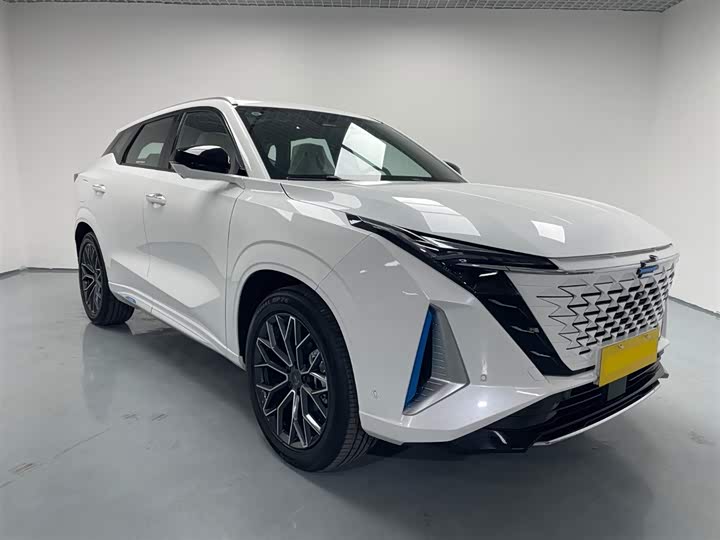 Changan Oshan Z6 Hybrid 2023 2023款 智电iDD 150KM旗舰PLUS智慧泊车版