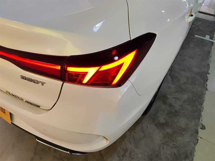 Changan Eado Plus 2024 2024款 PLUS 蓝鲸NE 1.4T GDI DCT高能版