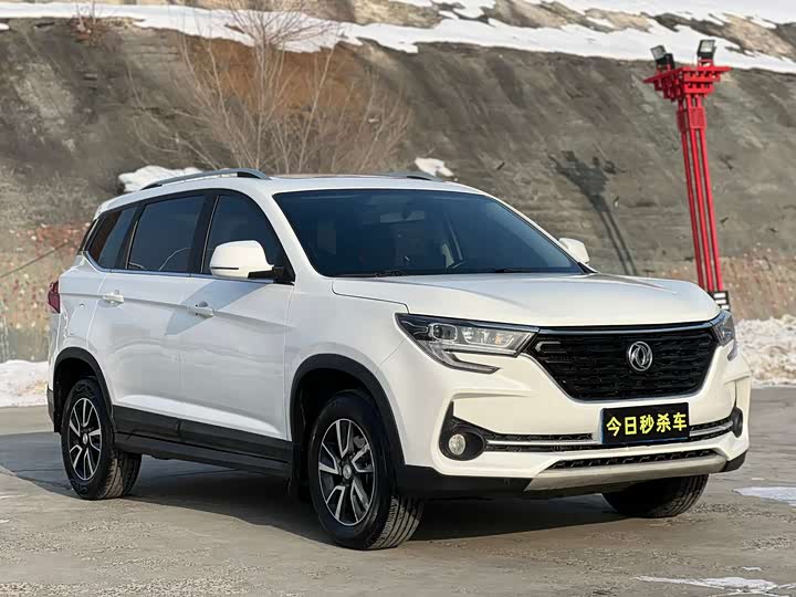 Dongfeng Forthing T5 2021 2021款 1.5T 自动旗舰型