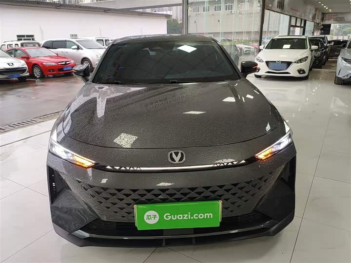 Changan UNI-V Hybrid 2024 2024款 蓝鲸智电iDD 136km 智酷型