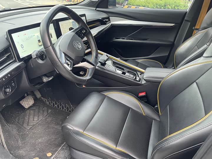 MG Motor 5 Scorpio 2022 2022款 1.5T Trophy运动旗舰版