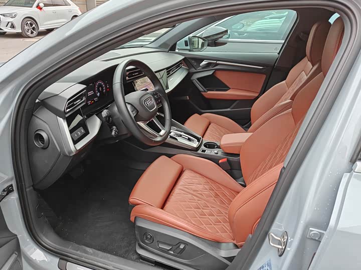 Audi A3 2025 2025款 Sportback 35TFSI 飞驰尊享型