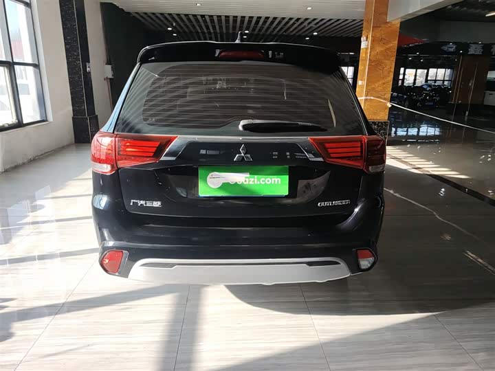 Mitsubishi Outlander 2021 2021款 2.0L 两驱畅行版 5座