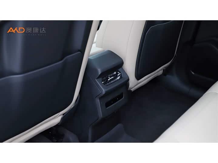 Audi Q6L e-tron 2026 2026款 首发领航版