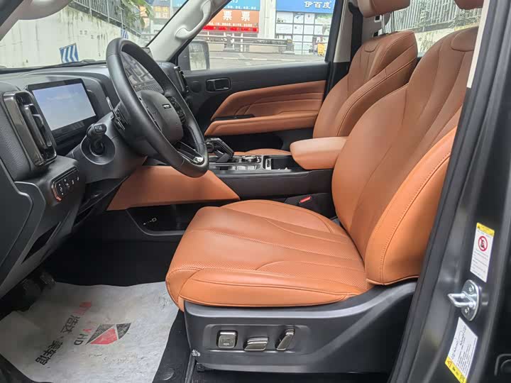 Haval H9 2024 2024款 2.4T 柴油四驱拓境版