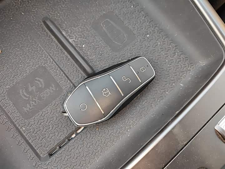 BYD Song Pro Hybrid 2025 2025款 第二代 DM-i 115KM卓越型