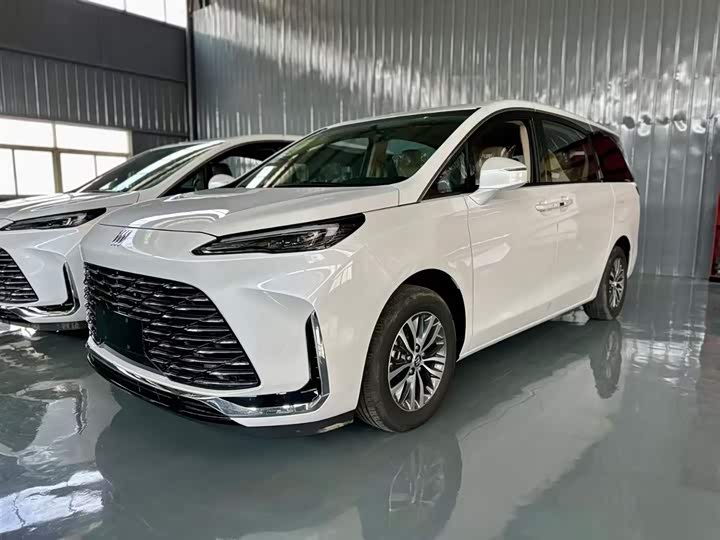 Buick GL8 Hybrid 2025 2025款 陆尚 先享版 7座