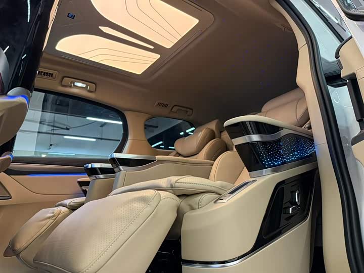 Buick GL8 Hybrid 2025 2025款 陆尚 先享版 7座