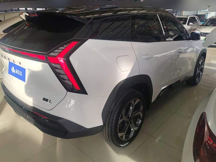 Geely Atlas L 2024 2024款 1.5TD DCT尊贵版