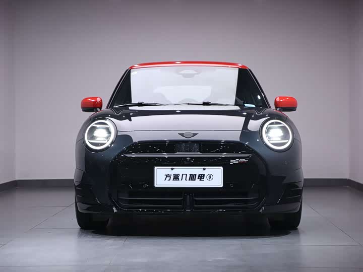 Mini Cooper 2024 2024款 452km COOPER SE 赛车手