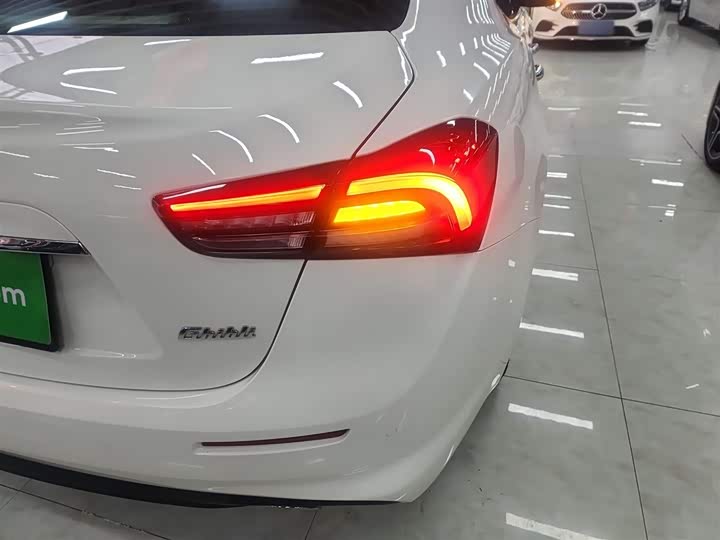 Maserati Ghibli 2021 2021款 2.0T 锋芒版