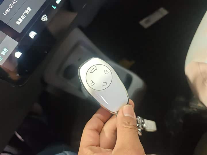 Leapmotor T03 2025 2025款 310舒享版