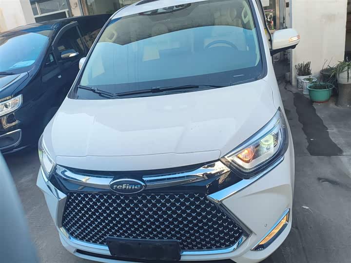 JAC Refine L6 Max 2022 2022款 2.0T 自动高功旗舰版