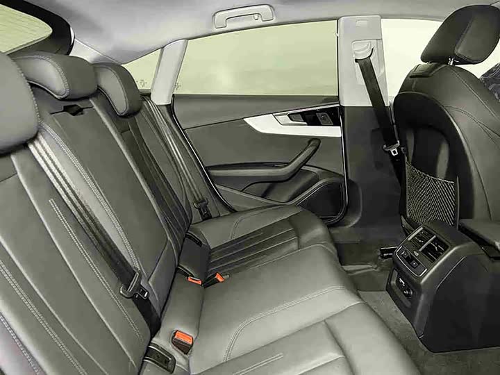 Audi A5 2024 2024款 Sportback 40 TFSI quattro 豪华动感型