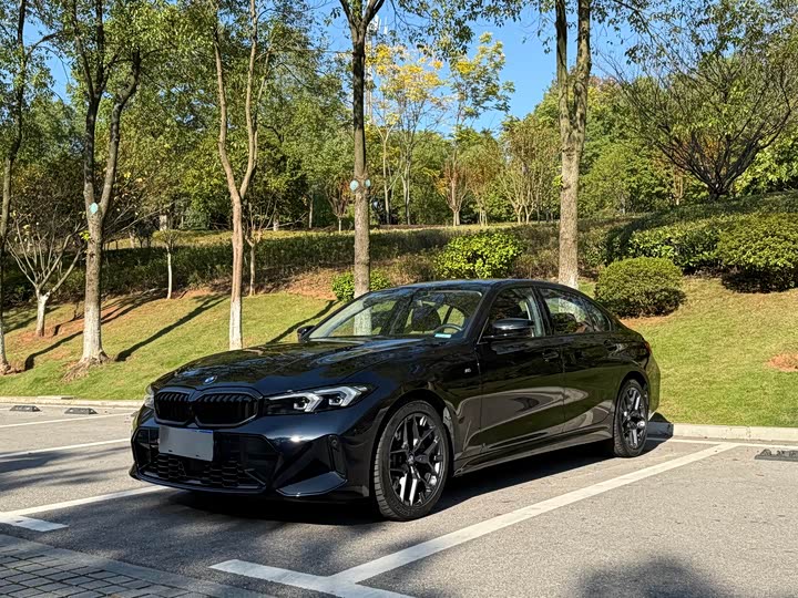 BMW 3 Series 2025 2025款 330Li M运动曜夜套装
