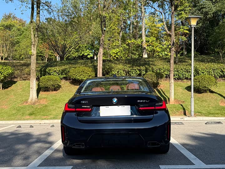 BMW 3 Series 2025 2025款 330Li M运动曜夜套装