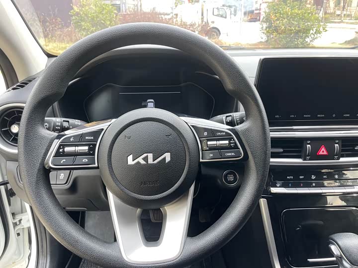 Kia K3 2021 2021款 改款 1.5L CVT时尚版