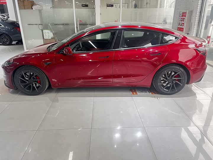 Tesla Model 3 2024 2024款 高性能全轮驱动版