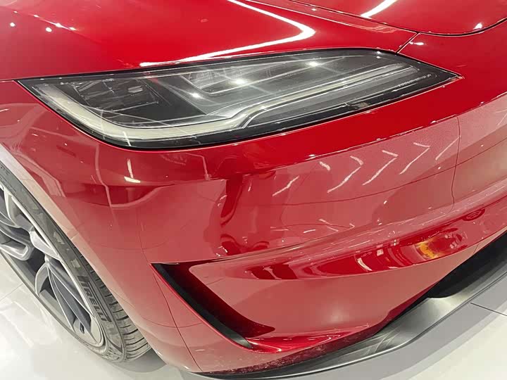 Tesla Model 3 2024 2024款 高性能全轮驱动版