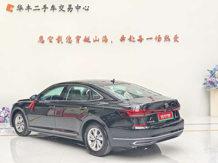 Volkswagen Passat Hybrid 2025 2025款 430PHEV 混动商务版