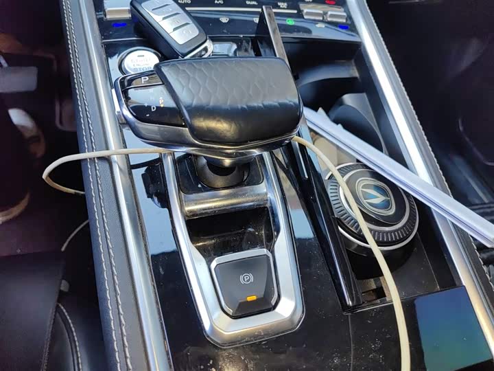 Changan CS85 Coupe 2021 2021款 2.0T 自动尊贵型