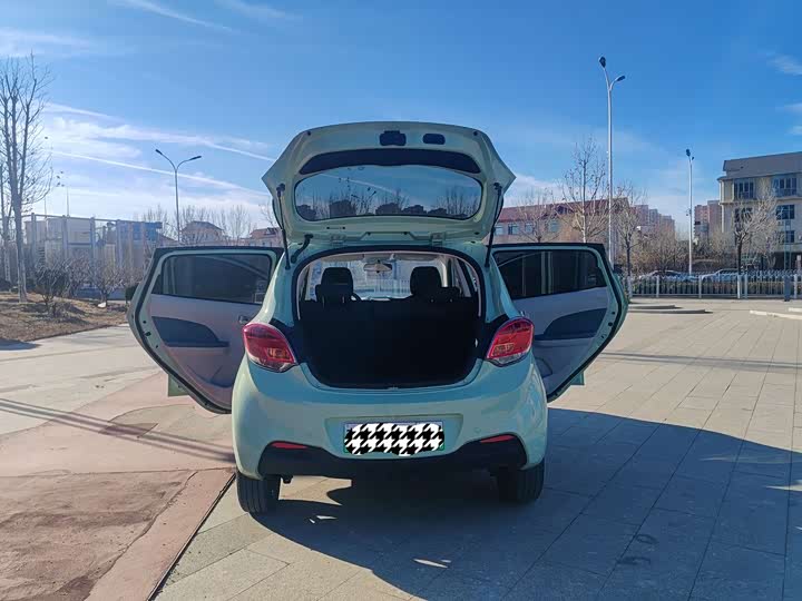 Changan BenBen E-Star 2021 2021款 国民版 多彩款 磷酸铁锂（31.18kWh）